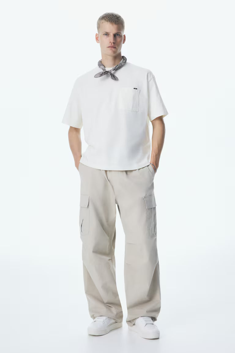 H&M Loose Fit Beige Cargo trousers