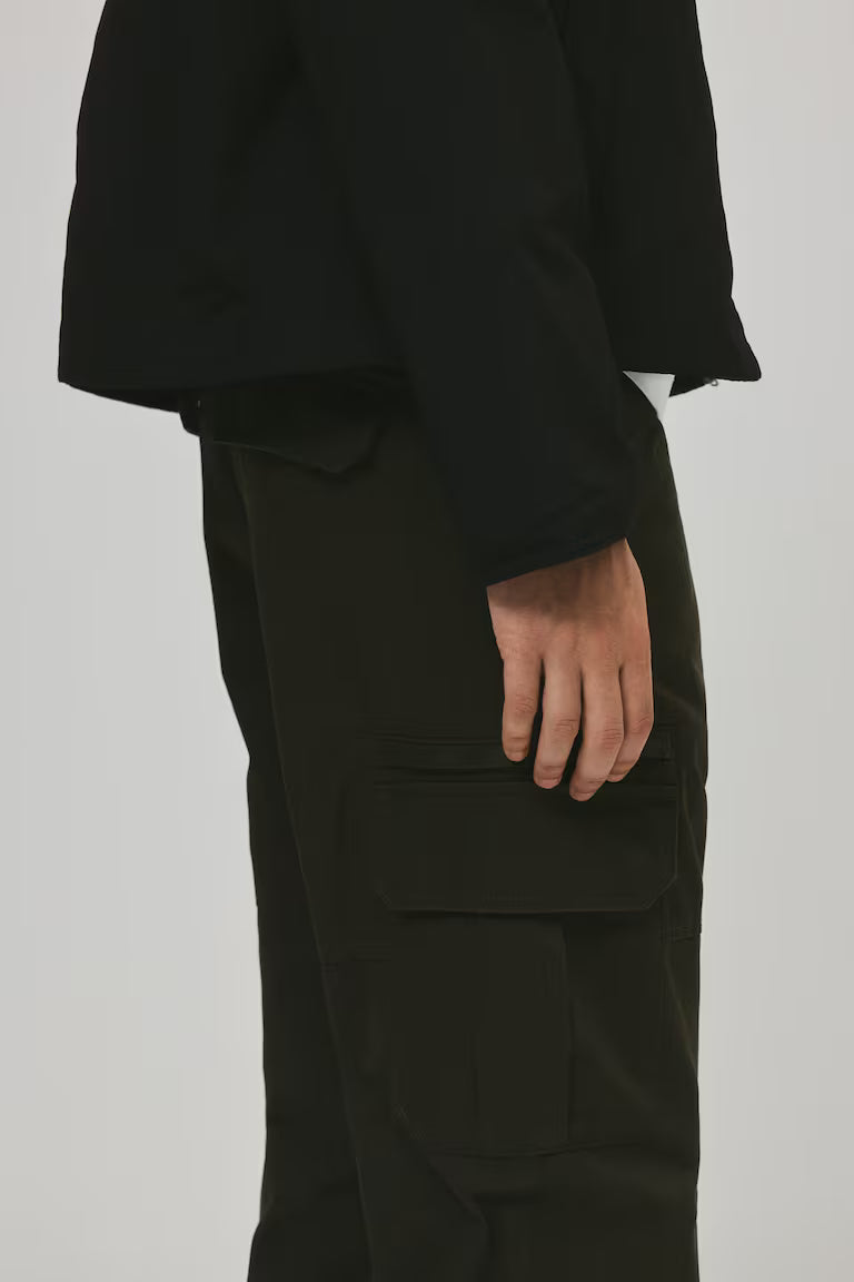 H&M Loose Fit Dark khaki green Cargo trousers