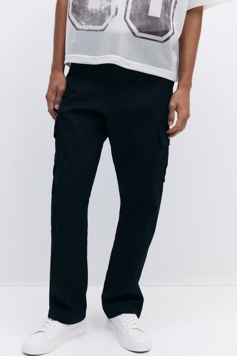 H&M Loose Fit Black Cargo trousers