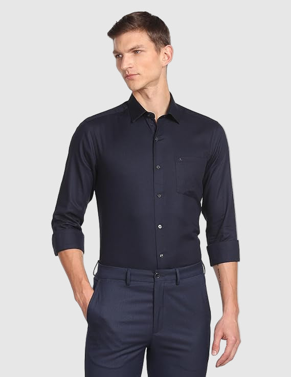 Arrow Men's Solid Full Sleeve Slim Fit Cutaway Collar Cotton Formal Shirt (BLACK)