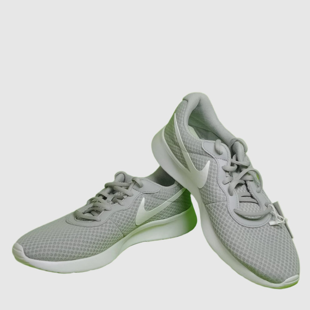 NIKE  Wmns Tanjun Running Shoes UK9