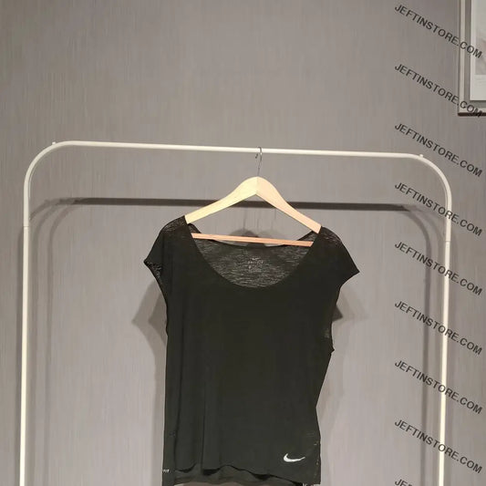 Nike Women’s Sports Top