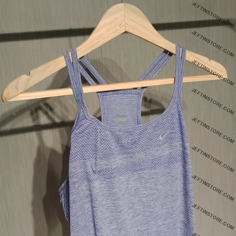 Nike Women’s Sports Top