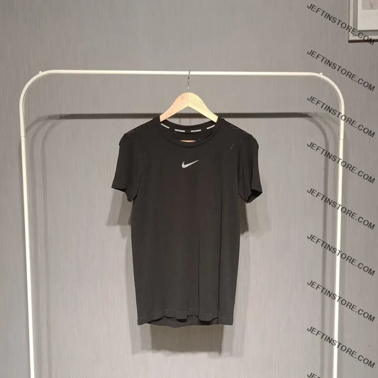 Nike Women’s Sports Top (Copy)