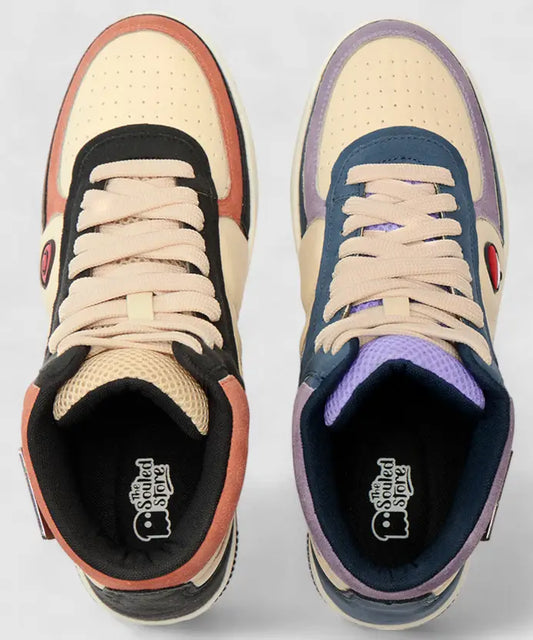 The Souled Store Naruto: Split Sneakers