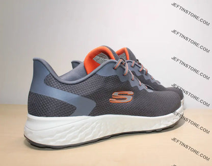 SKECHERS