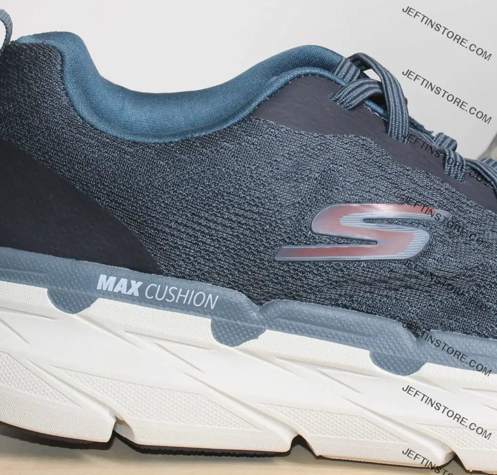 SKECHERS MAX CUSHIONIG