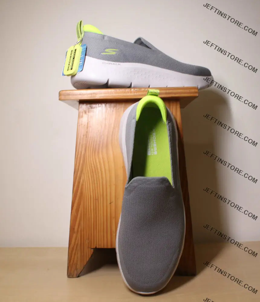 SKECHERS GOWALK FLEX