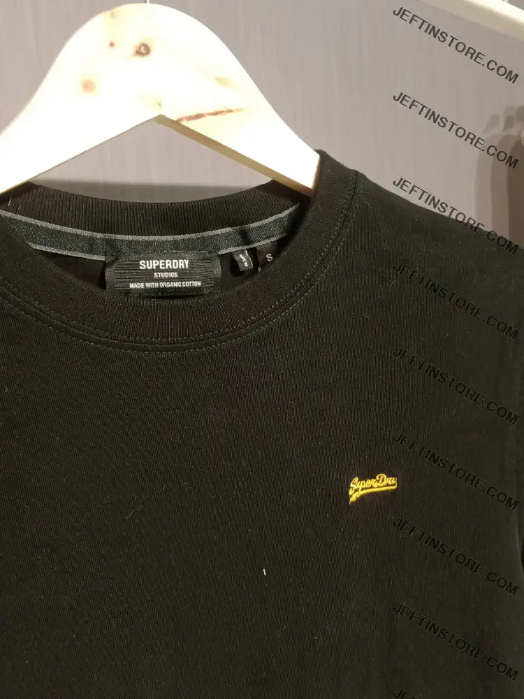 Superdry Men’s Round Neck T-Shirt